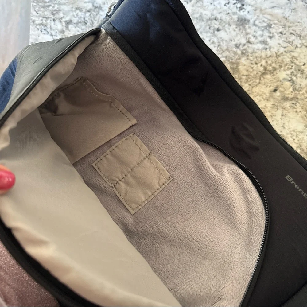 Brenthaven Black Laptop Bag